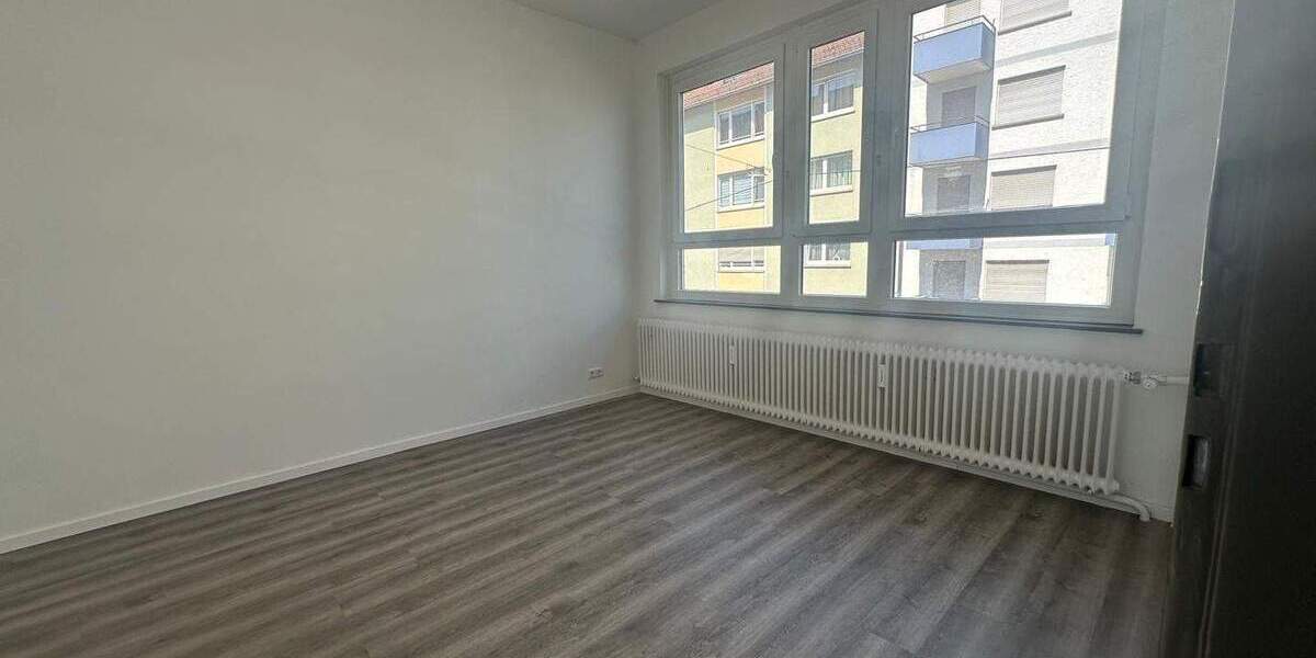 Einfamilienhaus Stuttgart Ost - 2.200&euro; | Angebot:25674464
