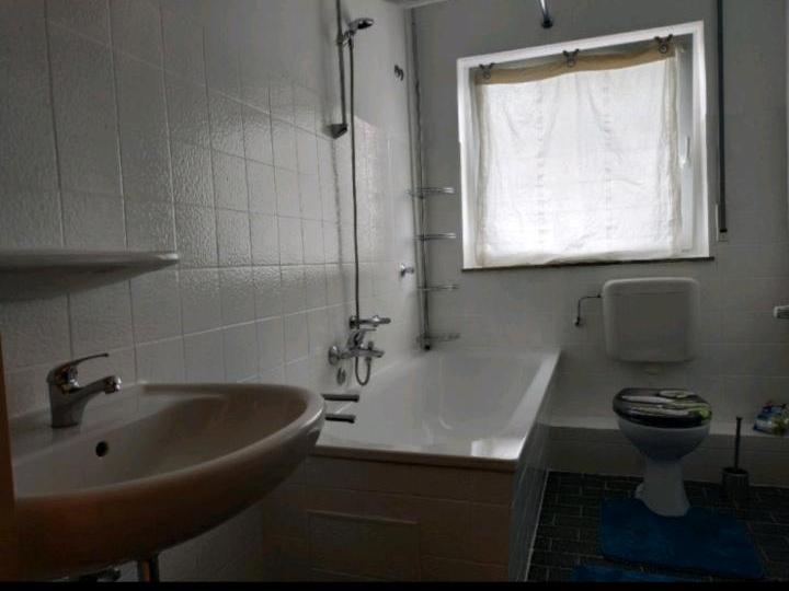 Etagenwohnung Schwieberdingen - 3.5 Zimmer, 69 m&sup2;, 1.100&euro; | Angebot:25919109