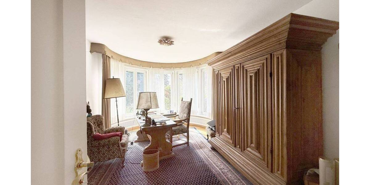 Einfamilienhaus Stuttgart Degerloch - 1 Zimmer, 210 m&sup2;, 1.995.000&euro; | Angebot:26379604