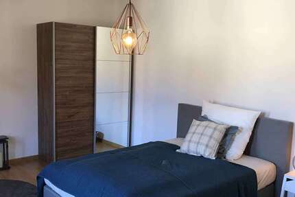 Zimmer Stuttgart Hölderlinplatz - 645&euro; | Angebot:25936721