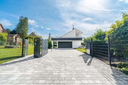 Haus Rutesheim - 6.5 Zimmer, 250 m&sup2;, 1.495.000&euro; | Angebot:23479419