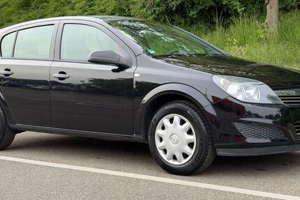 Opel Astra 148.000 km 2.100 &euro; Fellbach 70736