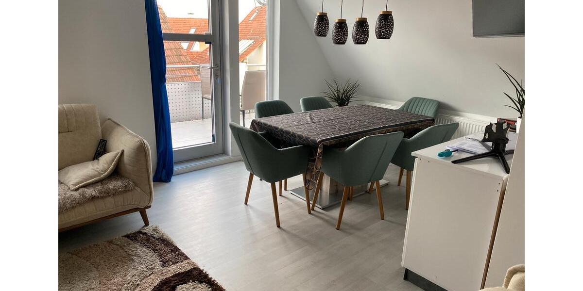 Dachgeschoßwohnung Schorndorf - 4 Zimmer, 80 m&sup2;, 1.000&euro; | Angebot:27548710