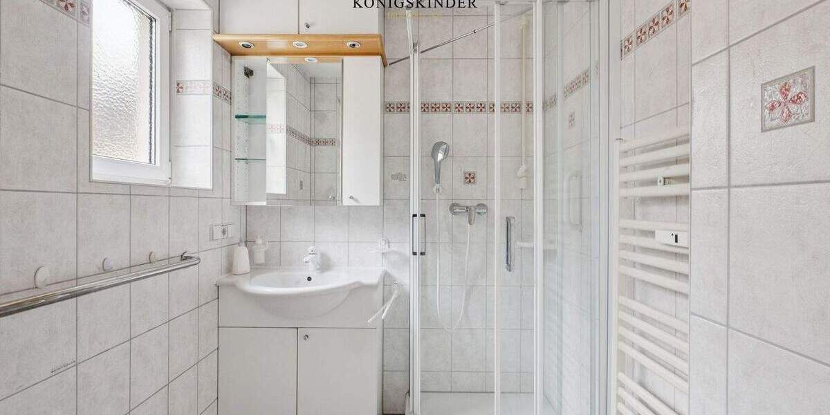 Etagenwohnung Stuttgart Ost - 4 Zimmer, 96 m&sup2;, 379.000&euro; | Angebot:25798397