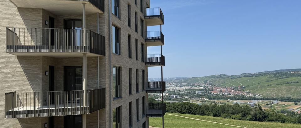 Etagenwohnung Ostfildern - 4 Zimmer, 146 m&sup2;, 2.977&euro; | Angebot:25903790