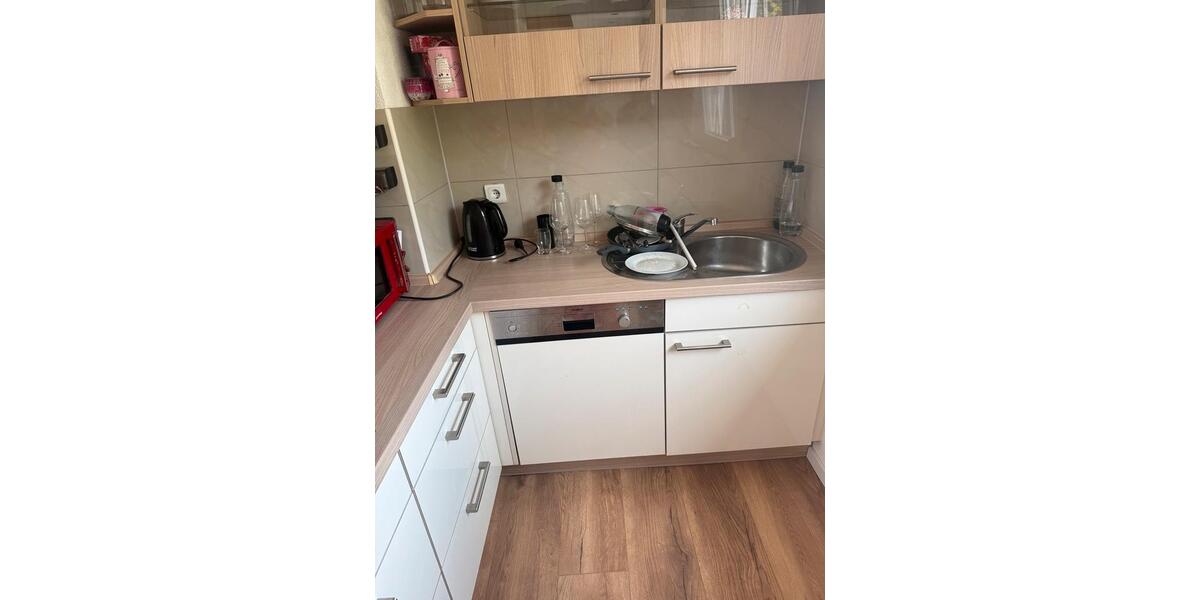 Dachgeschoßwohnung Weinstadt - 3 Zimmer, 65 m&sup2;, 1.100&euro; | Angebot:27543116