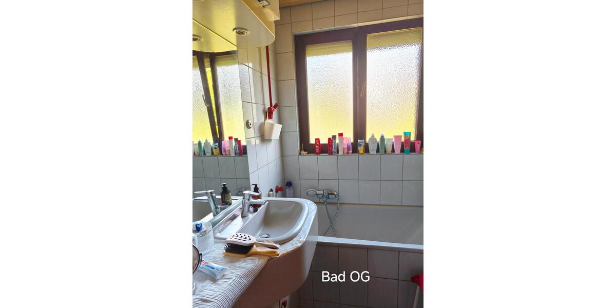 Mehrfamilienhaus, Wohnhaus Esslingen am Neckar Hegensberg - 11 Zimmer, 246 m&sup2;, 699.000&euro; | Angebot:27195654