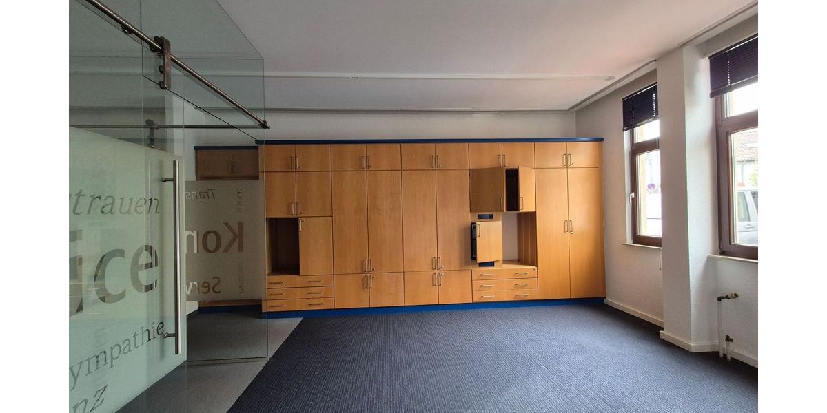 Bürofläche in der Einkaufsstraße in Endersbach - Gewerbeobjekt Weinstadt | Angebot:27188413