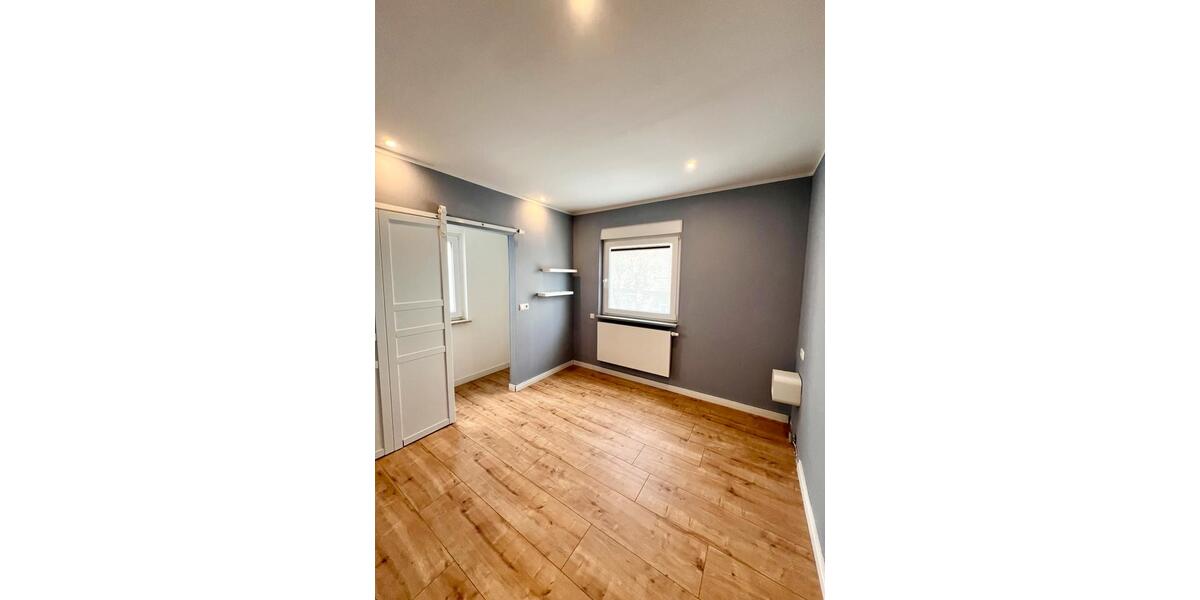 Etagenwohnung Stuttgart Zuffenhausen - 3 Zimmer, 64 m&sup2;, 1.250&euro; | Angebot:27597149