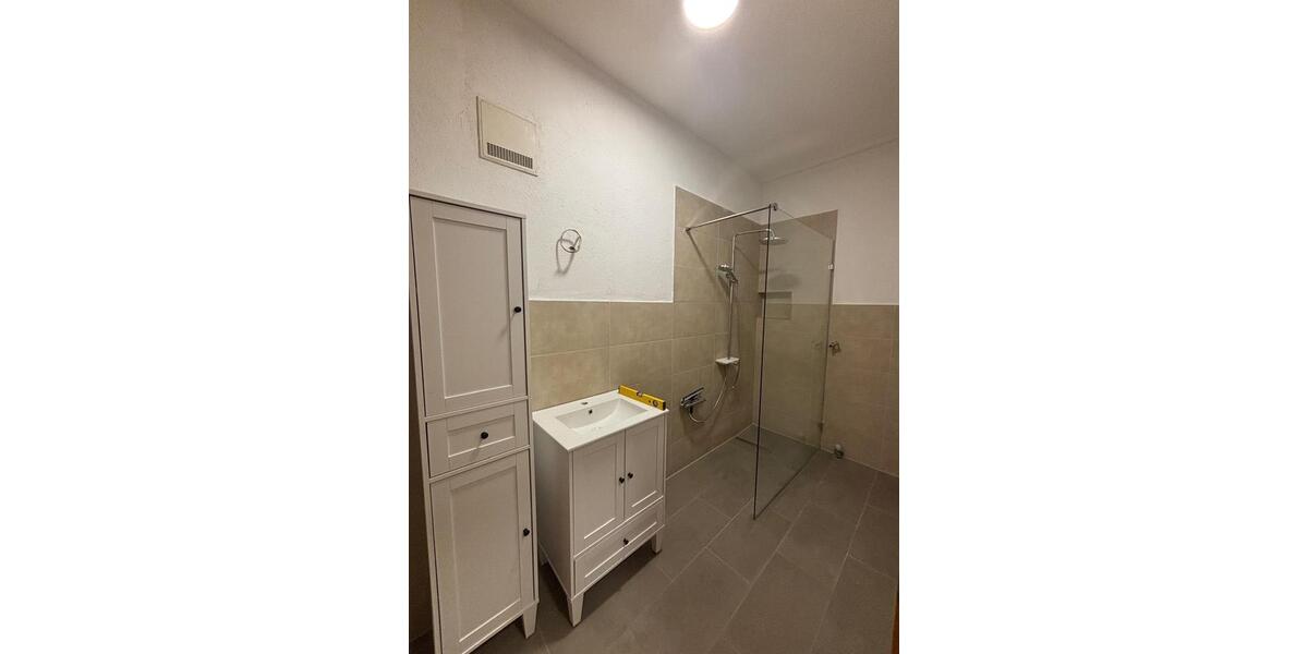 Erdgeschoßwohnung Ludwigsburg - 2 Zimmer, 68 m&sup2;, 1.070&euro; | Angebot:26414156