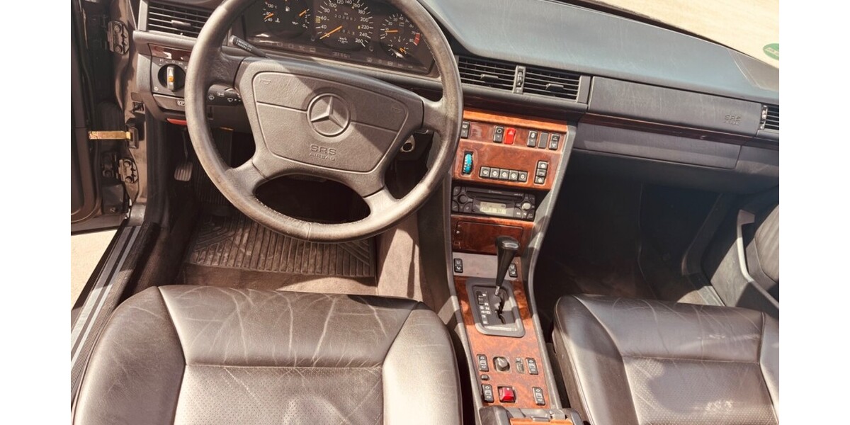 Mercedes-Benz CE 300 204.000 km 19.900 &euro; Korntal-Münchingen 70825