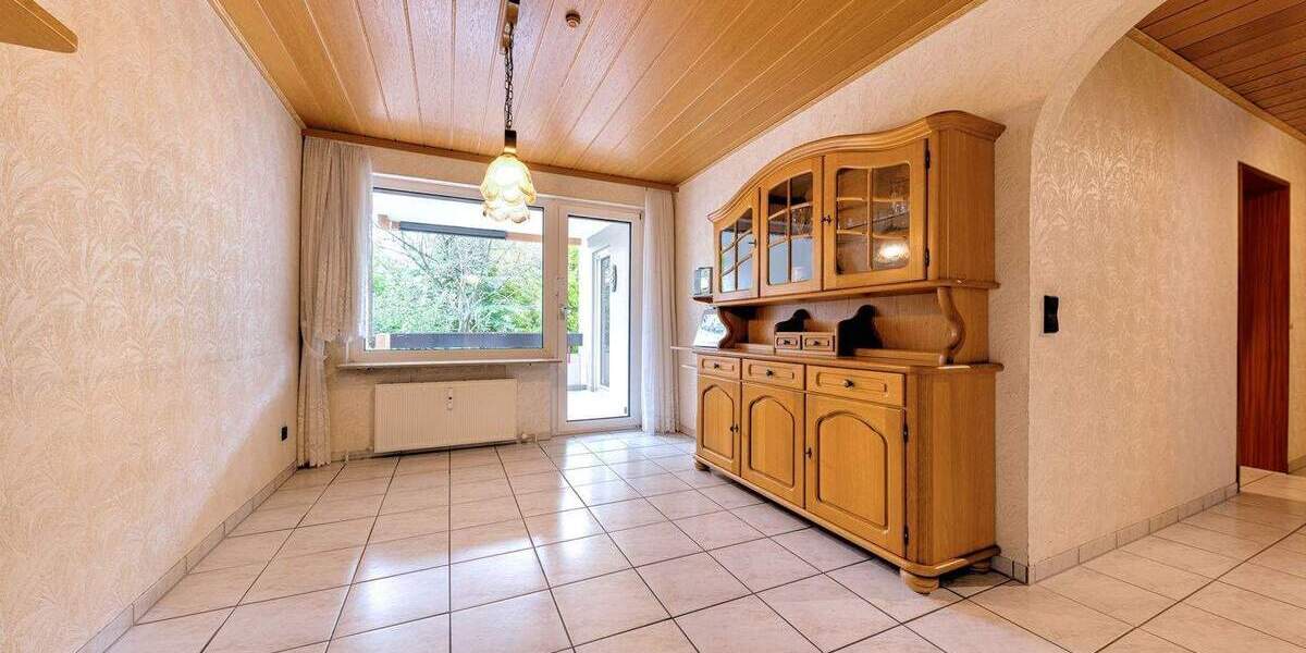 Etagenwohnung Böblingen Dagersheim - 3 Zimmer, 94 m&sup2;, 325.000&euro; | Angebot:25694992