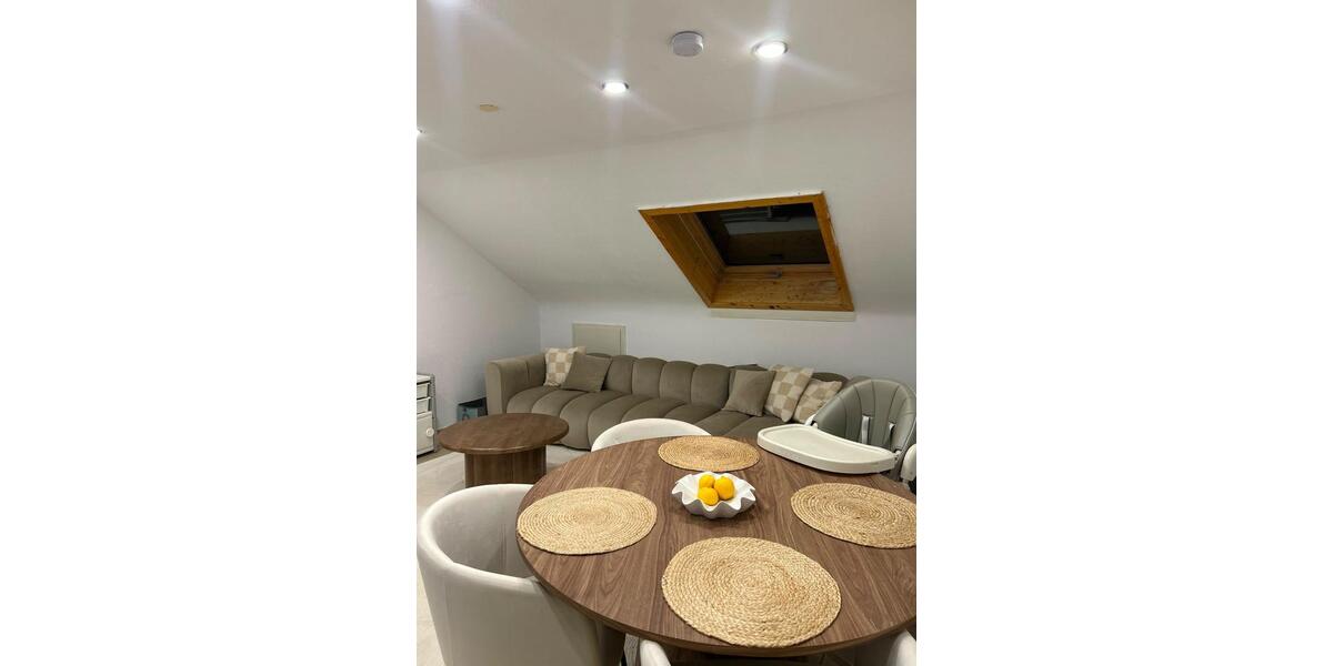 Dachgeschoßwohnung Ludwigsburg Oßweil - 2 Zimmer, 55 m&sup2;, 1.020&euro; | Angebot:27605883