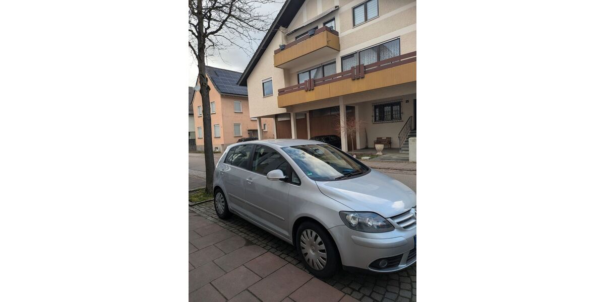 VW Golf Plus 118.000 km 3.849 &euro; Untergruppenbach 74199