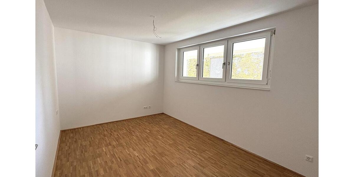 Erdgeschoßwohnung Leonberg - 4 Zimmer, 105 m&sup2;, 1.892&euro; | Angebot:23644758