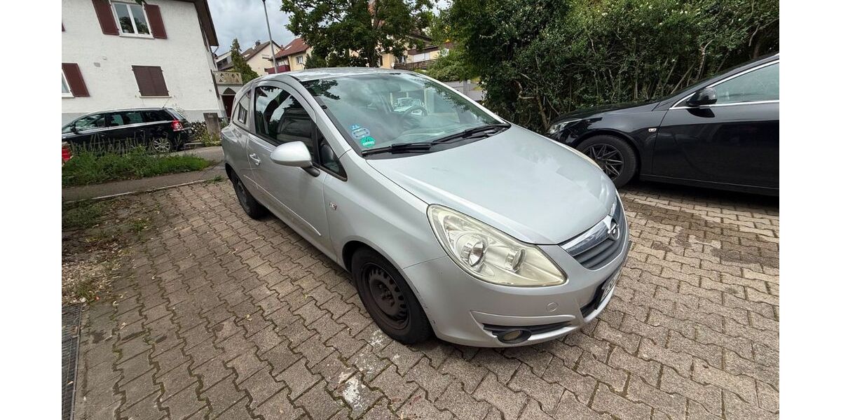 Opel Corsa 122.000 km 3.000 &euro; Esslingen 73730