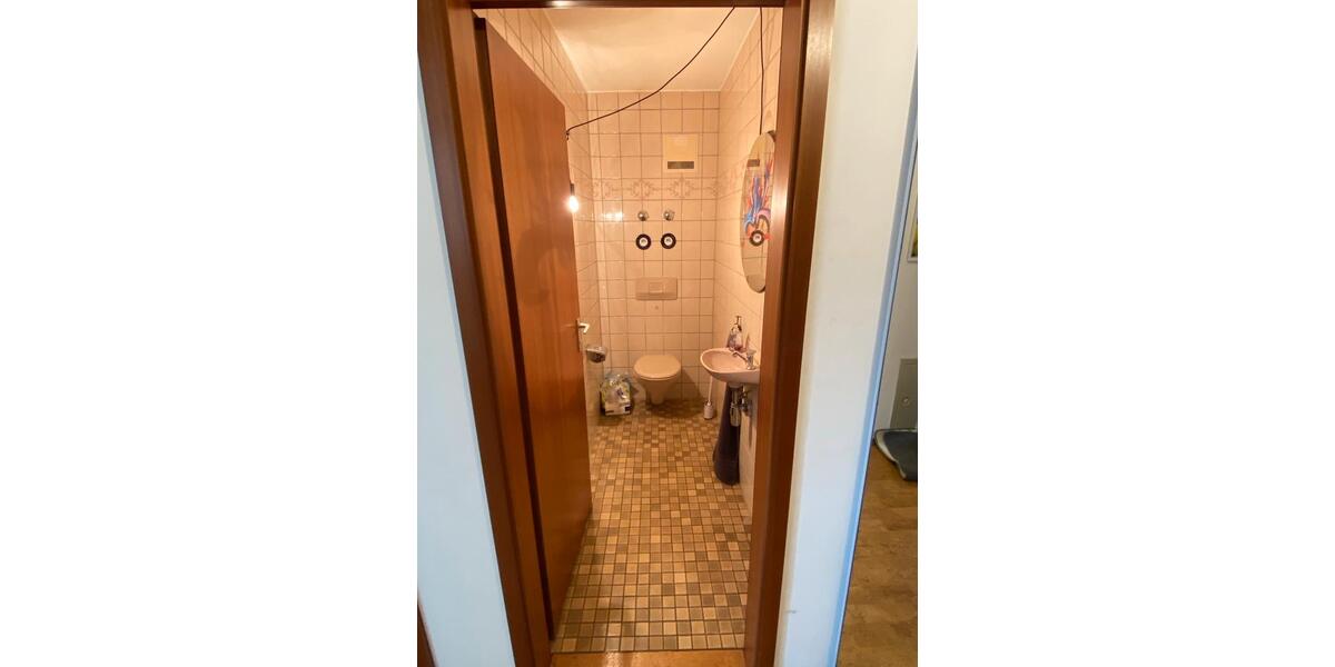 Etagenwohnung Backnang - 3 Zimmer, 89 m&sup2;, 570&euro; | Angebot:25930066