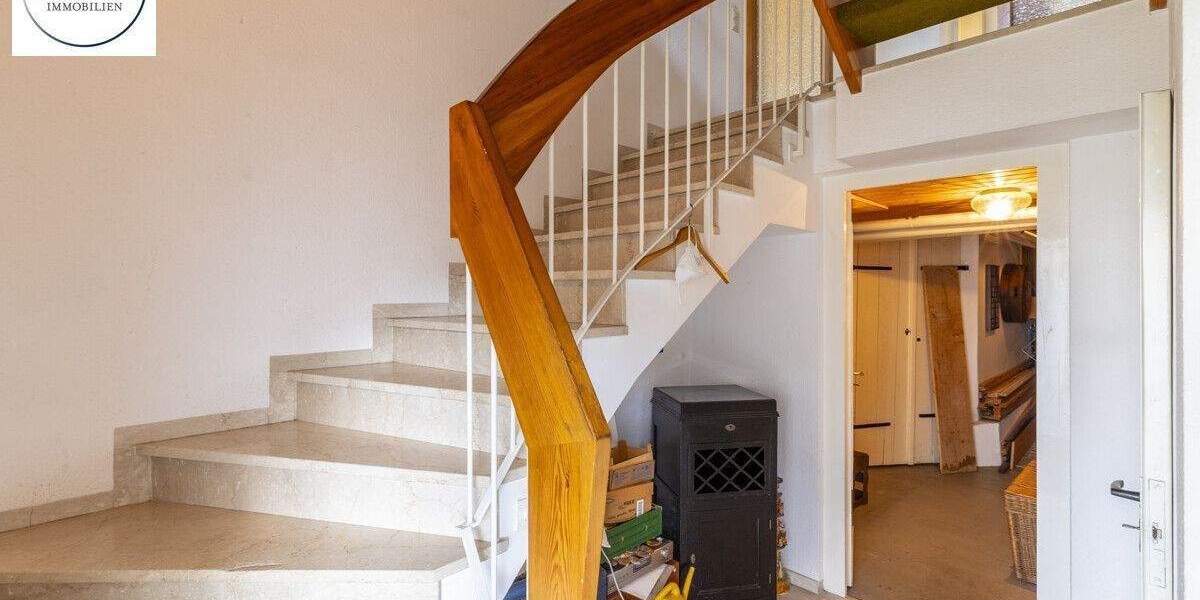 Mehrfamilienhaus, Wohnhaus Schorndorf - 8 Zimmer, 160 m&sup2;, 398.000&euro; | Angebot:25738428