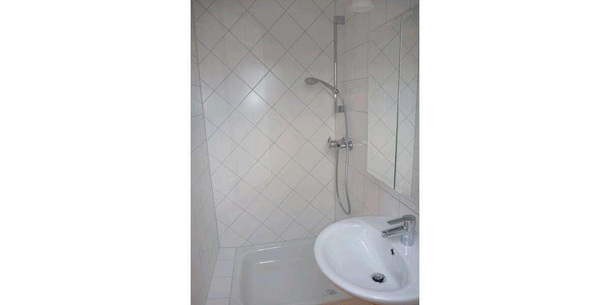 Dachgeschoßwohnung Backnang - 3 Zimmer, 68 m&sup2;, 249.000&euro; | Angebot:27261720