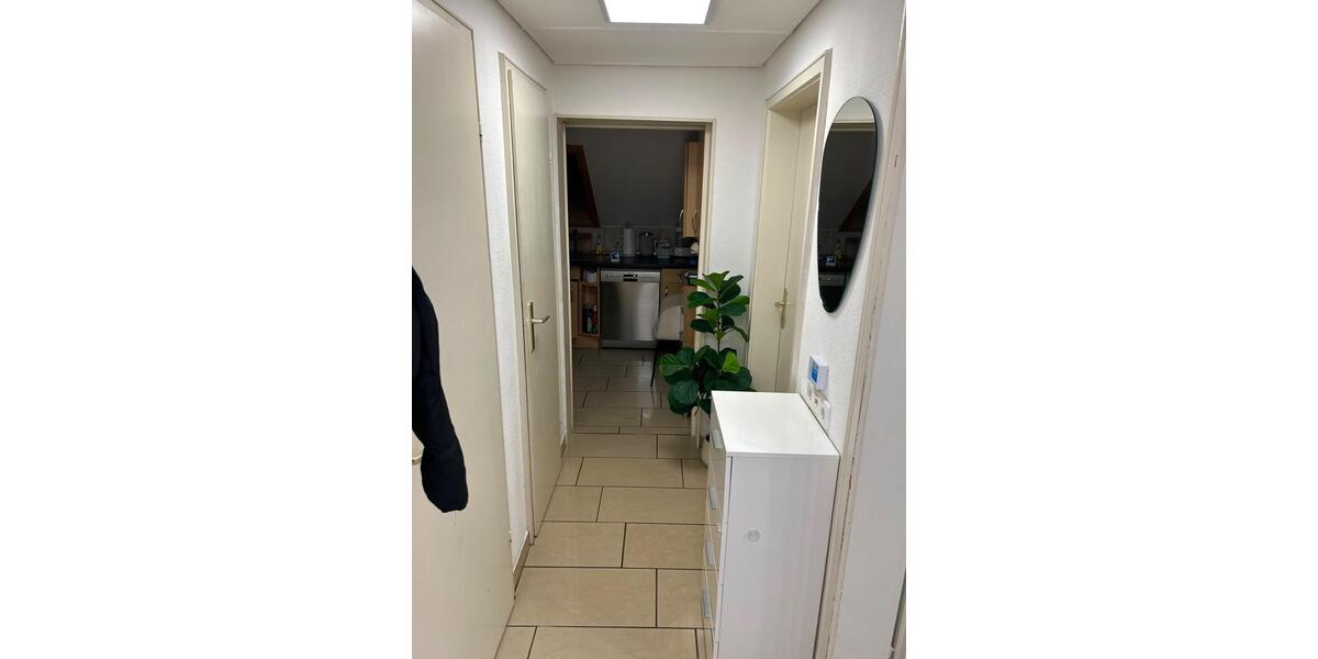 Dachgeschoßwohnung Ludwigsburg Oßweil - 2 Zimmer, 55 m&sup2;, 1.020&euro; | Angebot:27605883