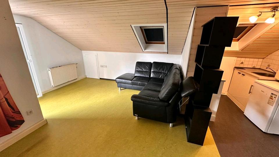 Dachgeschoßwohnung Ostfildern - 1 Zimmer, 35 m&sup2;, 700&euro; | Angebot:25336234