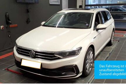 VW Passat Variant 68.242 km 24.330 &euro; Stuttgart-Feuerbach 70469