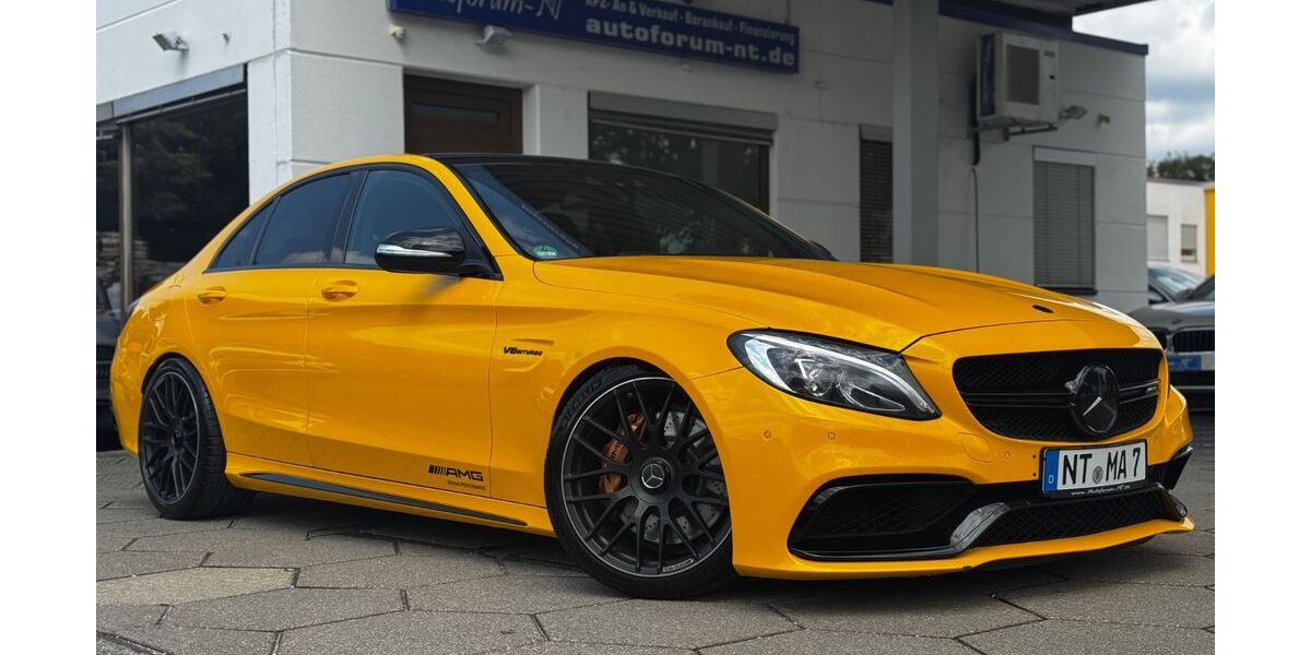 Mercedes-Benz C 63 AMG 260.000 km 29.800 &euro; Unterensingen / bei Stuttgart 72669