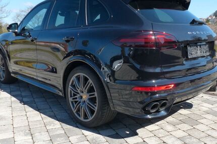 Porsche Cayenne 112.000 km 45.161 &euro; Wurmberg 75449