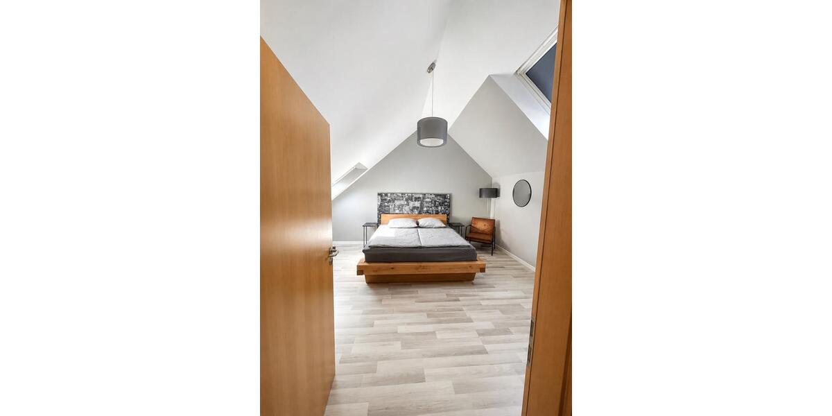 Maisonettenwohnung Leonberg - 2 Zimmer, 71 m&sup2;, 1.100&euro; | Angebot:27578219