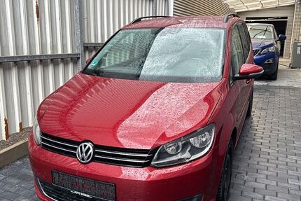 VW Touran 222.545 km 7.890 &euro; Magstadt 71106