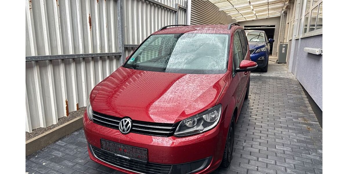 VW Touran 222.545 km 7.890 &euro; Magstadt 71106