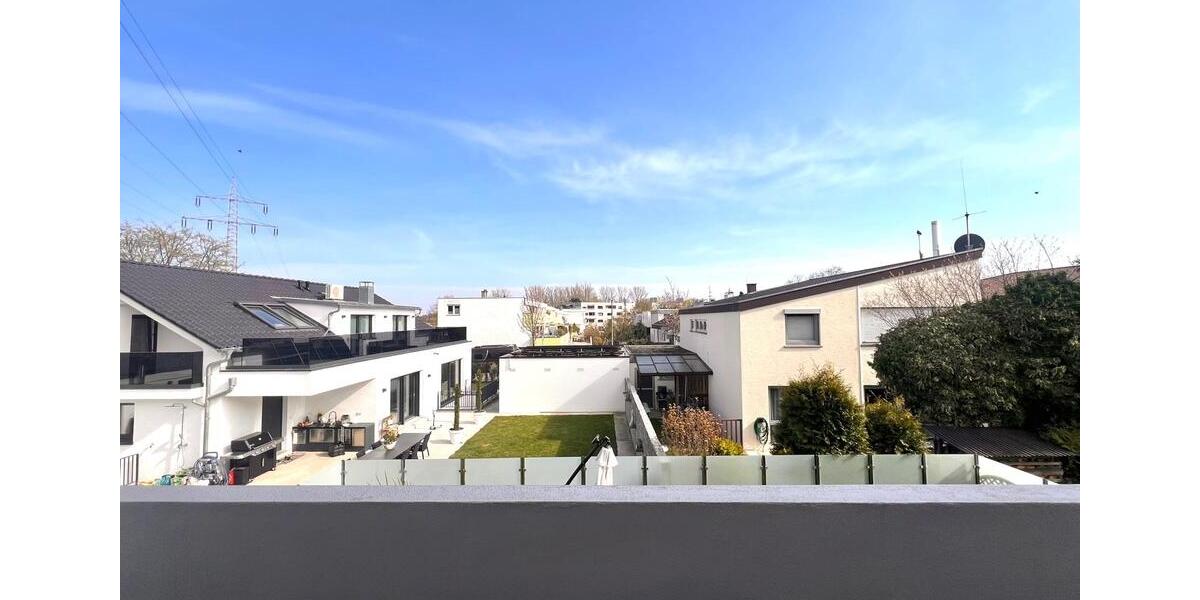 Etagenwohnung Esslingen am Neckar Pliensauvorstadt - 3 Zimmer, 20 m&sup2;, 1.350&euro; | Angebot:26019857