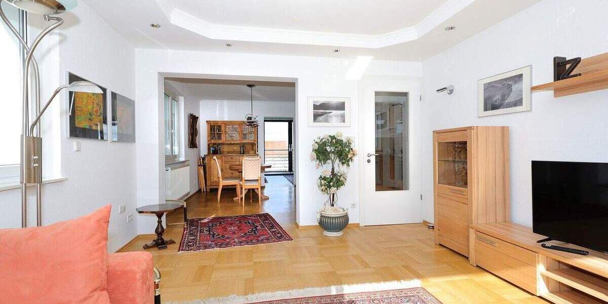 Etagenwohnung Leinfelden-Echterdingen Leinfelden - 4 Zimmer, 110 m&sup2;, 2.000&euro; | Angebot:25840929