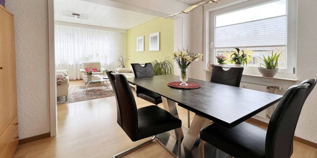 Reihenendhaus Leonberg Warmbronn - 6 Zimmer, 124 m&sup2;, 620.000&euro; | Angebot:25929205