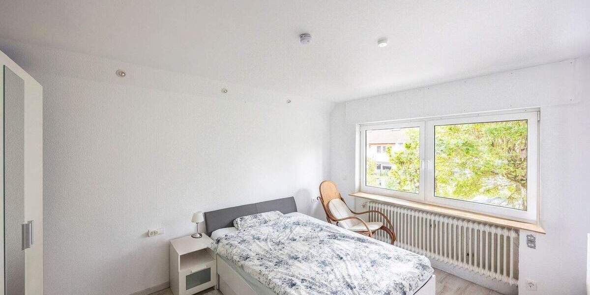 Mehrfamilienhaus, Wohnhaus Pleidelsheim - 8 Zimmer, 498.000&euro; | Angebot:25697946