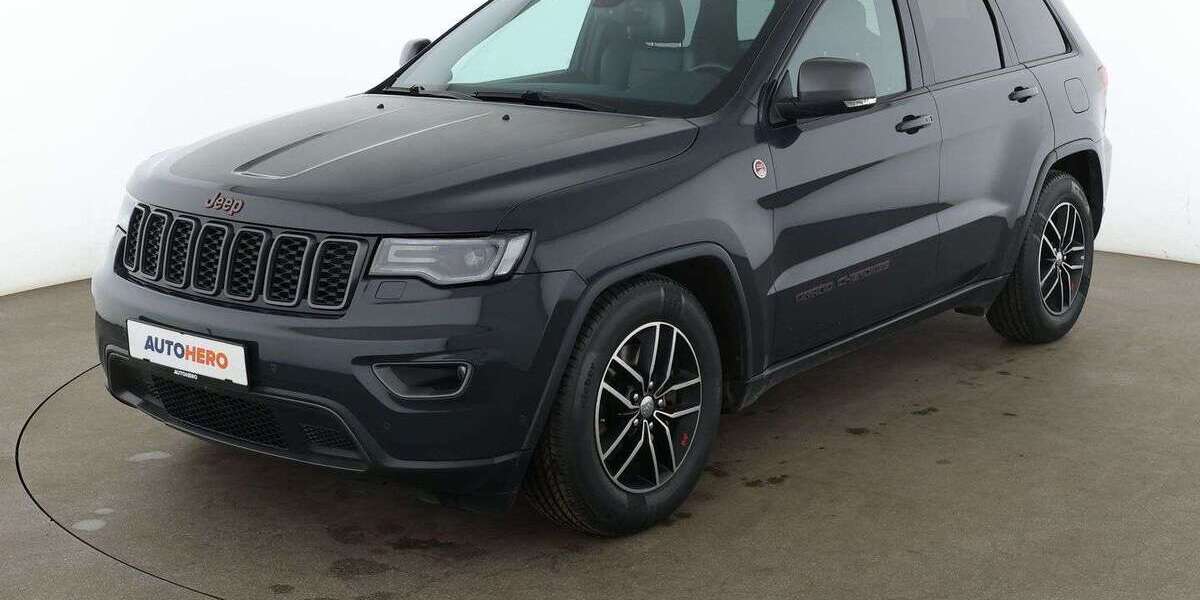 Jeep Grand Cherokee 92.389 km 26.970 &euro; Stuttgart 70195