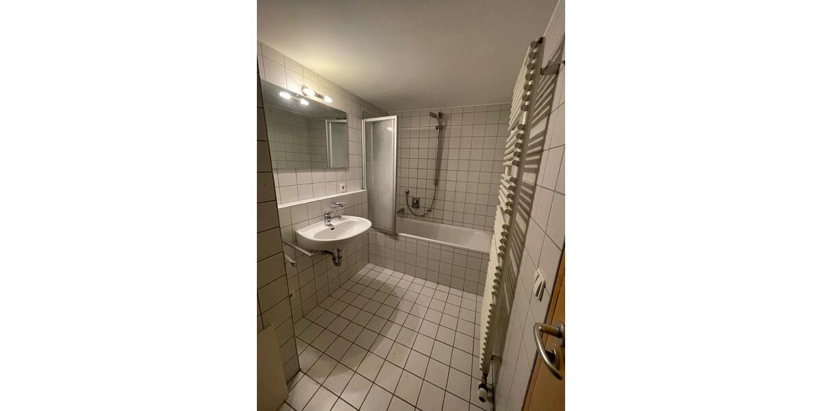Etagenwohnung Stuttgart Stuttgart-Nord - 2 Zimmer, 81 m&sup2;, 1.500&euro; | Angebot:25145570