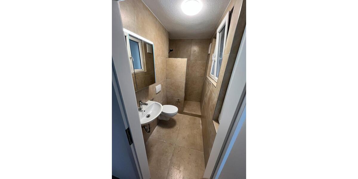 Etagenwohnung Ludwigsburg - 3 Zimmer, 67 m&sup2;, 1.200&euro; | Angebot:26474596