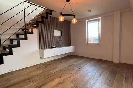 Wohnung Stuttgart Stuttgart-Süd - 3.5 Zimmer, 90 m&sup2;, 1.750&euro; | Angebot:26047372