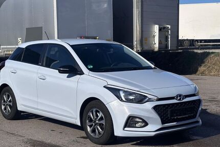 Hyundai i20 133.000 km 10.000 &euro; Filderstadt 70794