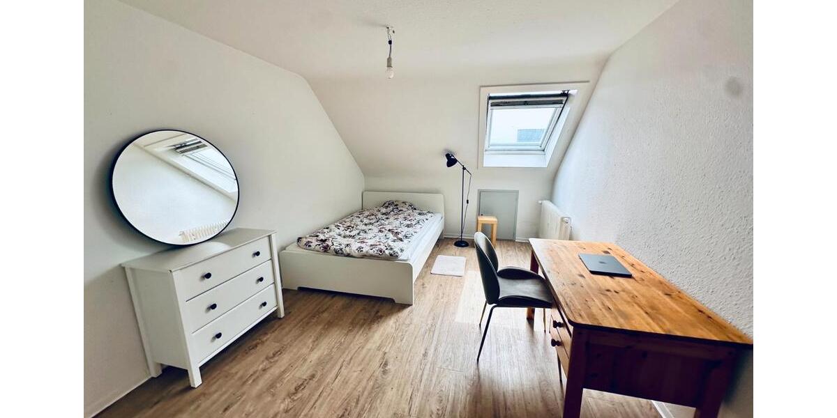 Dachgeschoßwohnung Filderstadt - 3 Zimmer, 78 m&sup2;, 329.000&euro; | Angebot:27185813