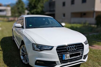 Audi A5 182.000 km 12.500 &euro; Stuttgart 70178
