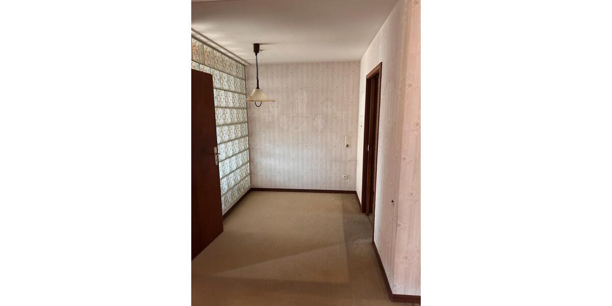 Reihenhaus Köngen - 8 Zimmer, 210 m&sup2;, 630.000&euro; | Angebot:27191337