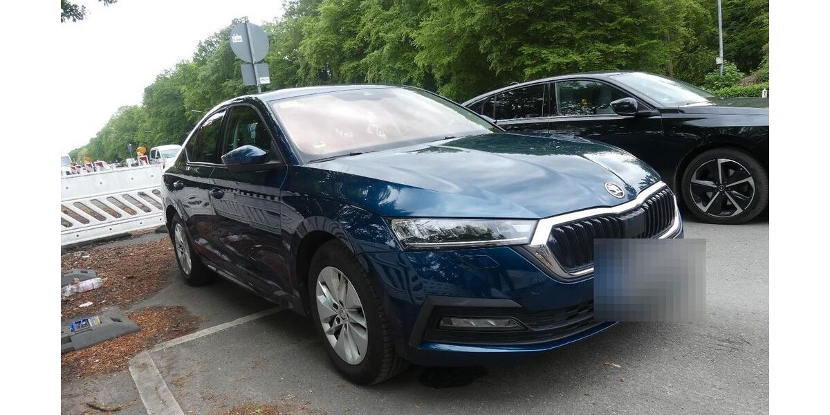 Skoda Octavia 27.000 km 18.999 &euro; Ditzingen 71254