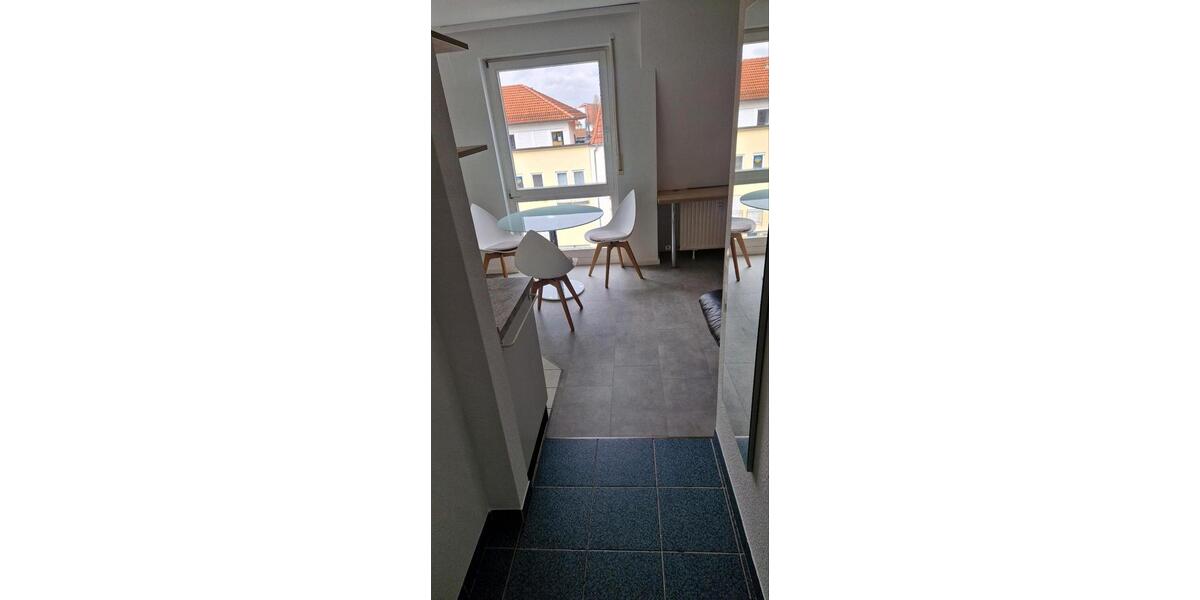Etagenwohnung Stuttgart Bad Cannstatt - 2 Zimmer, 33 m&sup2;, 780&euro; | Angebot:25894882