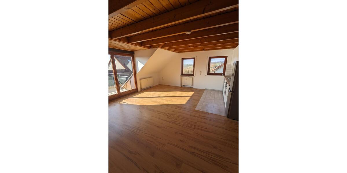 Dachgeschoßwohnung Bietigheim-Bissingen Bissingen - 3 Zimmer, 67 m&sup2;, 1.115&euro; | Angebot:25875380