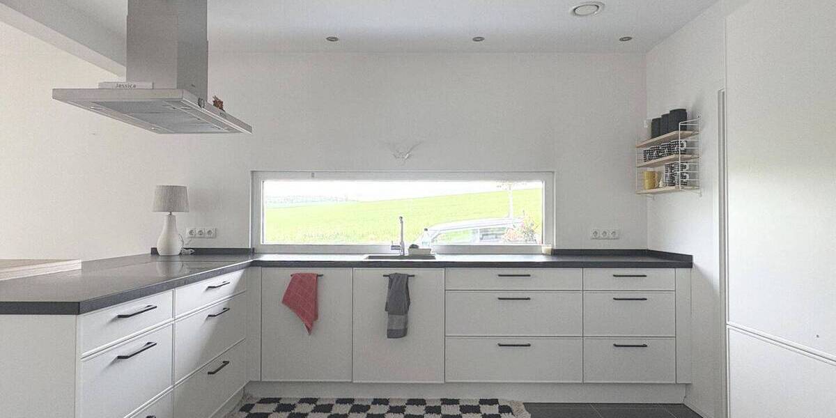 Einfamilienhaus Hemmingen - 8 Zimmer, 246 m&sup2;, 2.700&euro; | Angebot:26557187