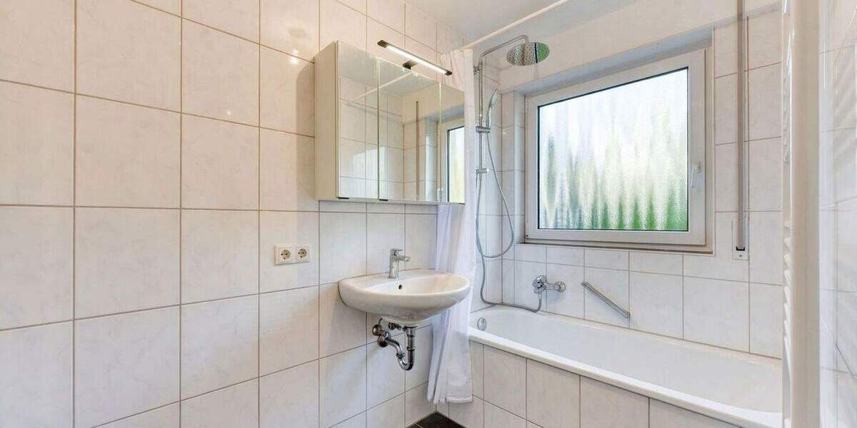 Etagenwohnung Stuttgart Zuffenhausen - 3 Zimmer, 72 m&sup2;, 920&euro; | Angebot:25769143