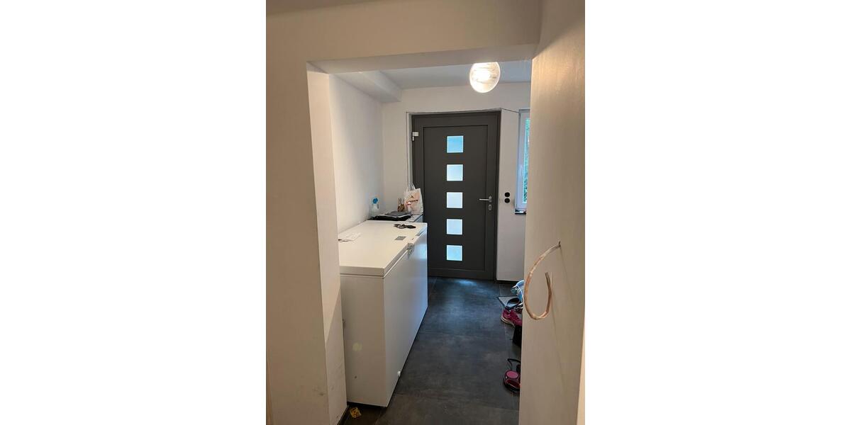 Doppelhaushälfte Remseck am Neckar - 6.5 Zimmer, 164 m&sup2;, 520.000&euro; | Angebot:26060335