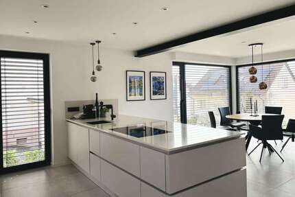 Haus Plochingen - 5 Zimmer, 165 m&sup2;, 925.000&euro; | Angebot:25929144